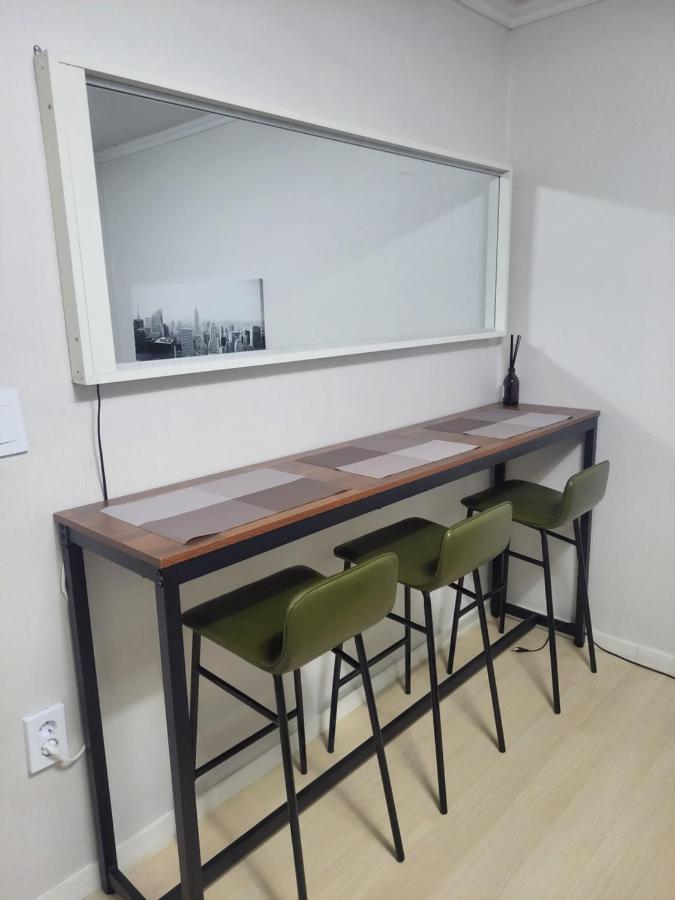 Newly Renovated 2 Bedroom Apartment #7 ソウル特別市 エクステリア 写真