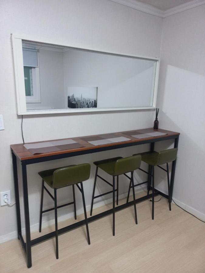 Newly Renovated 2 Bedroom Apartment #7 ソウル特別市 エクステリア 写真